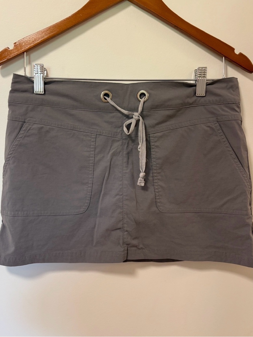 PRANA mini skirt skort grey Small Drawstring Y2K gorpcore active wear outdoor